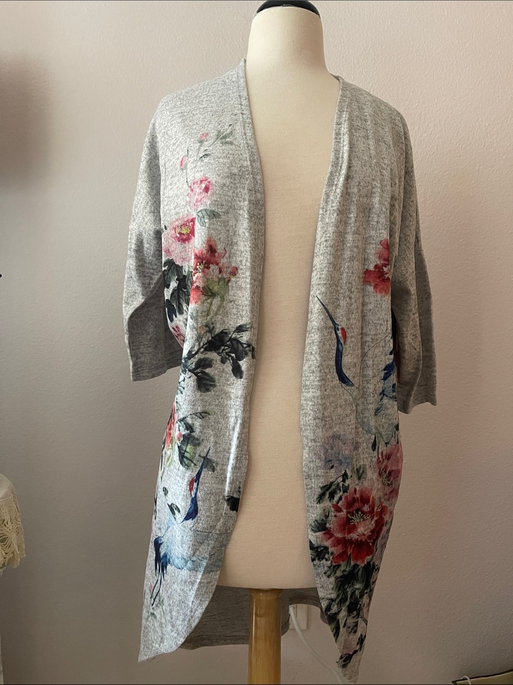 Gray Floral Open Front Cardigan with Crane Motif